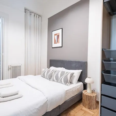 Acropolis Luxe Retreat 15 Ppl 6 Bdrm Neoclassical Jacuzzi Rooftop Apartment *